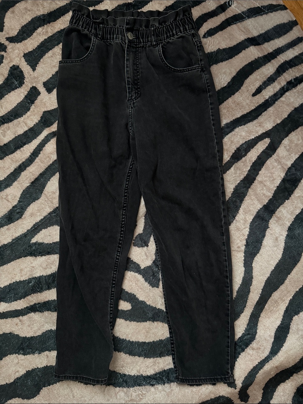 Zara High-Rise Black Paperbag Waist Jeans